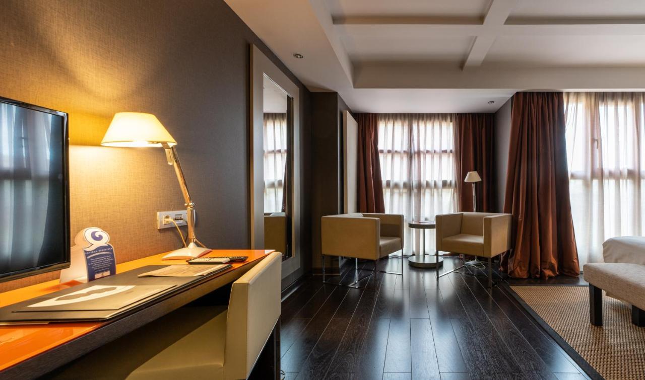 Hotel La Trufa Negra Мора-де-Рубьелос Экстерьер фото