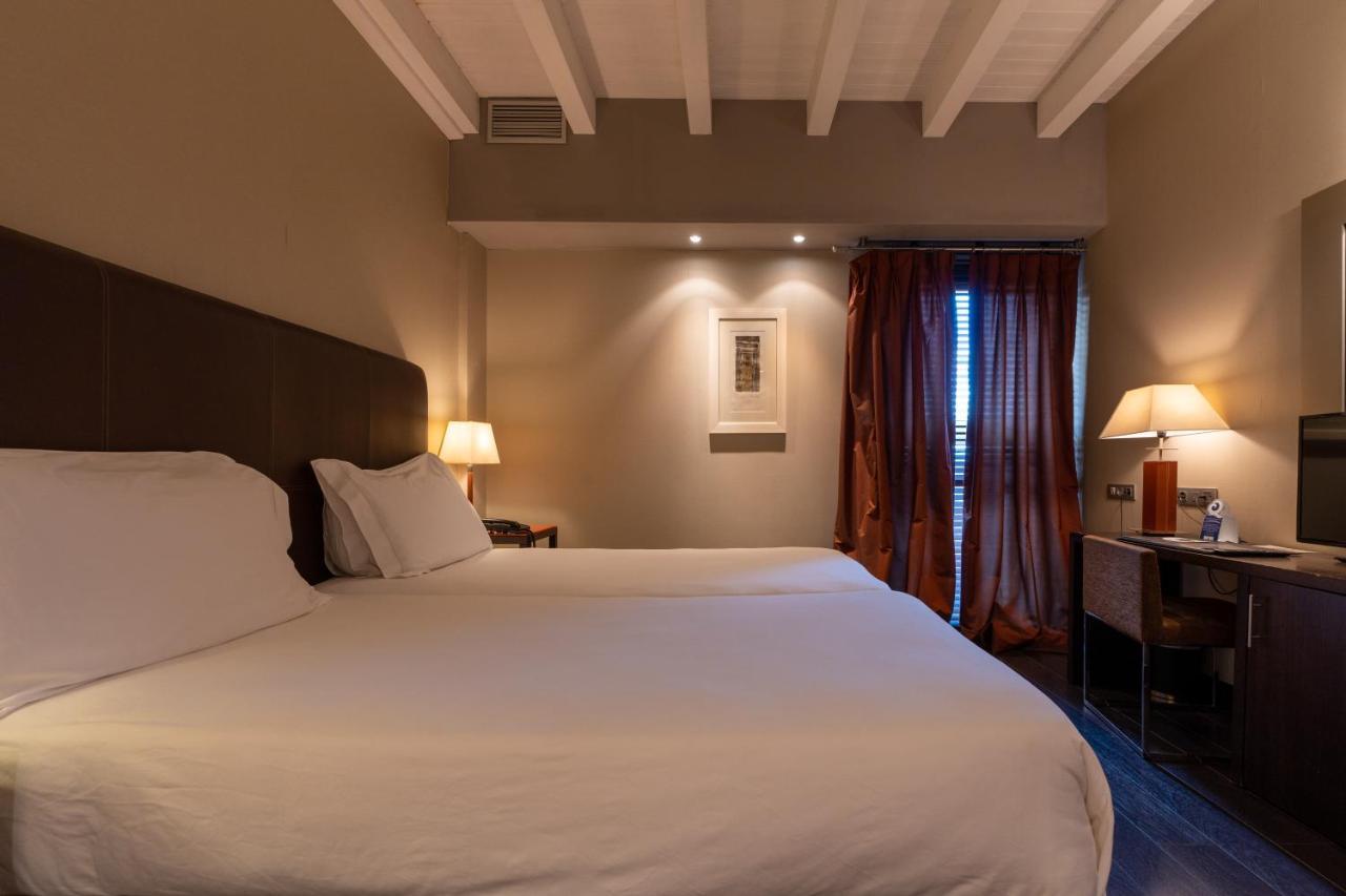 Hotel La Trufa Negra Мора-де-Рубьелос Экстерьер фото