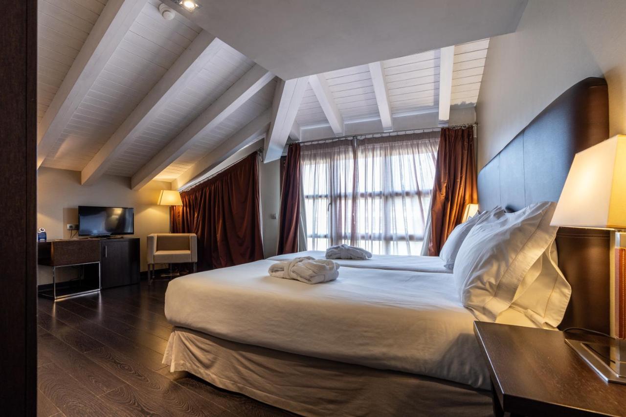 Hotel La Trufa Negra Мора-де-Рубьелос Экстерьер фото
