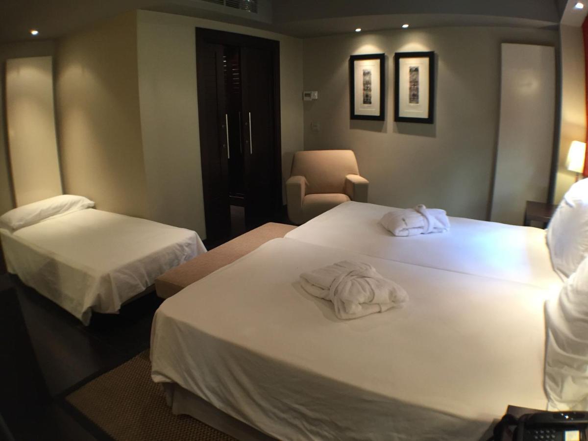 Hotel La Trufa Negra Мора-де-Рубьелос Экстерьер фото