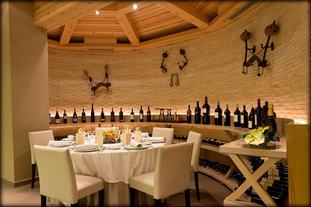 Hotel La Trufa Negra Мора-де-Рубьелос Экстерьер фото